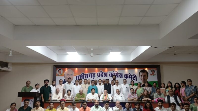 प्रवक्ता कांग्रेस की अवाज होते है…पवन खेड़ा