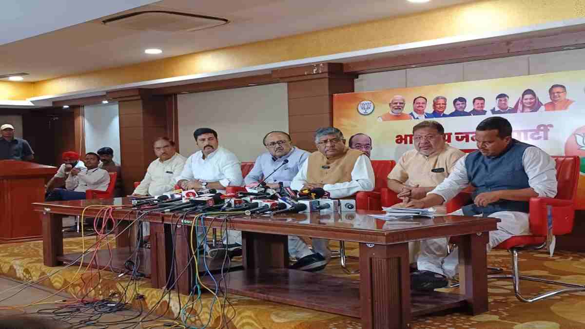 भाजपा सरकार बनते ही घोटालेबाजों पर होगी कार्रवाई, सरकार ने गोबर तक को नहीं छोड़ा