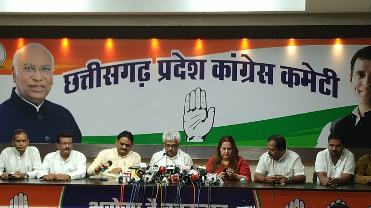 भाजपा प्रवक्ता सिद्धार्थनाथ सिंह ने मेरी मानहानि की हैः विनोद वर्मा