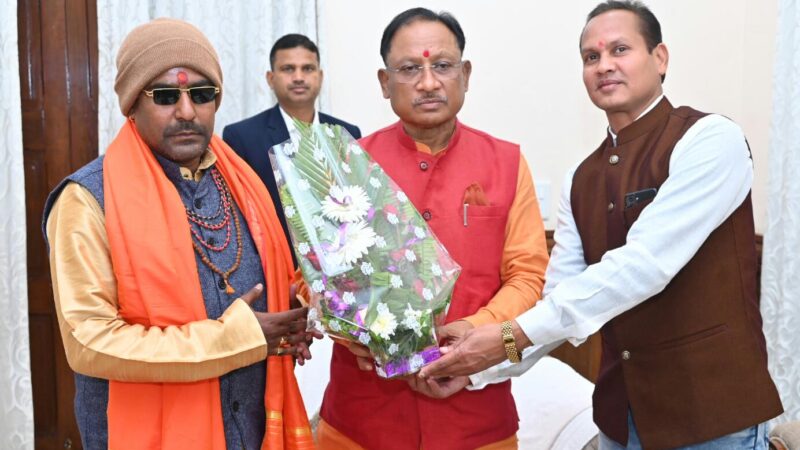 कामाख्या देवी मंदिर के पुजारी ने मुख्यमंत्री को दी नववर्ष की शुभकामनाएं