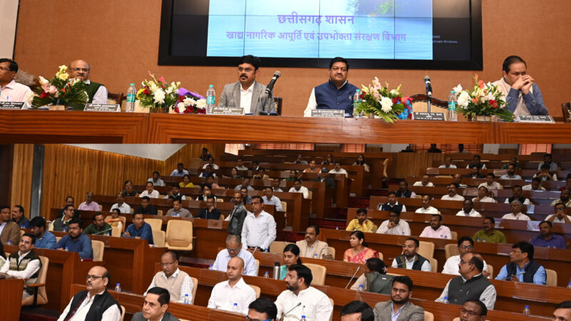 खाद्य अधिकारी उचित मूल्य दुकानों का करें निरीक्षण : मंत्री श्री दयालदास बघेल