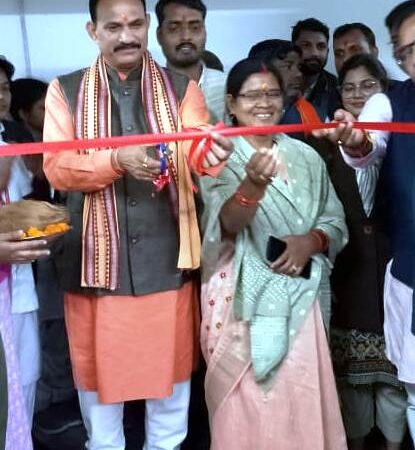 स्वास्थ्य मंत्री श्री जायसवाल ने आपातकालीन आईसीयू का किया उद्घाटन
