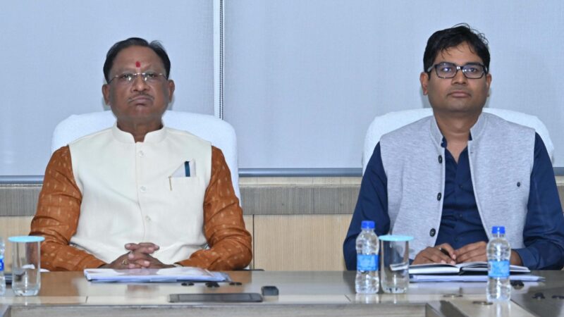 मुख्यमंत्री श्री विष्णु देव साय ने अपने विभागों की बजट तैयारियों की समीक्षा