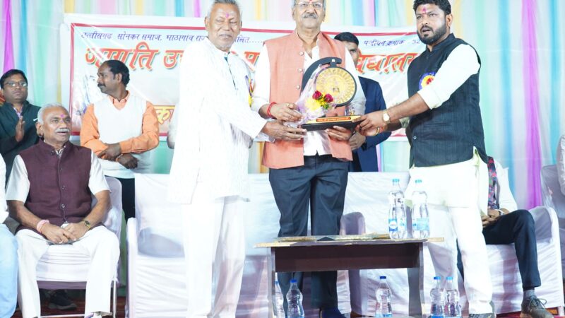 स्कूली पाठ्यक्रम में शमिल होंगे योग और प्राणायाम: शिक्षा मंत्री श्री बृजमोहन अग्रवाल