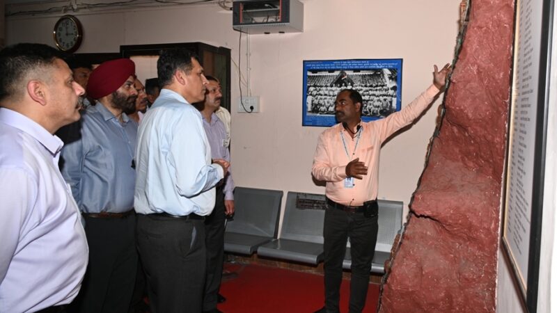 देखा सांस्कृतिक और पुरा वैभव, लिया व्यंजनों का आनंद