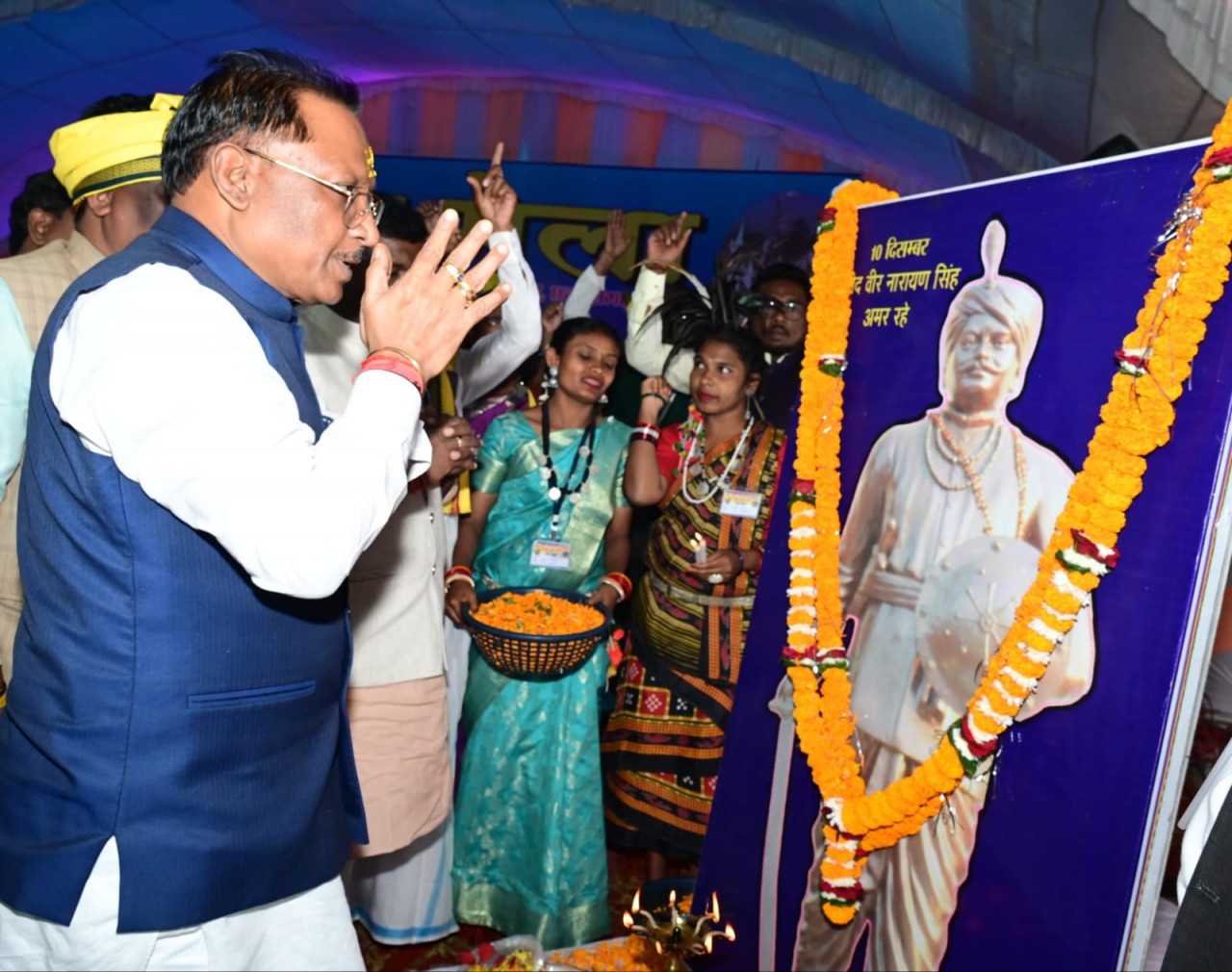 शहीद वीर नारायण सिंह का बलिदान हम सबक़े लिए प्रेरणादायक -मुख्यमंत्री श्री साय