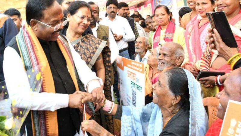 शिक्षा, स्वास्थ्य सहित हर क्षेत्र में बेहतर कार्य के साथ बलरामपुर-रामानुजगंज जिला विकास की ओर अग्रसर: मंत्री श्री नेताम