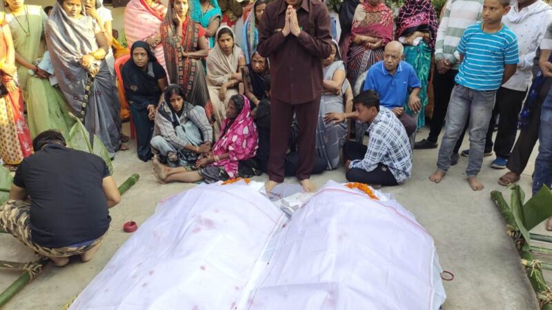 प्रयागराज कुंभ सड़क हादसे के मृतकों को उद्योग मंत्री श्री देवांगन ने दी श्रद्धांजलि