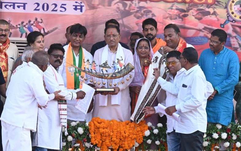 शिक्षा को अपनाए और नशे से दूर रहें : मुख्यमंत्री श्री विष्णु देव साय