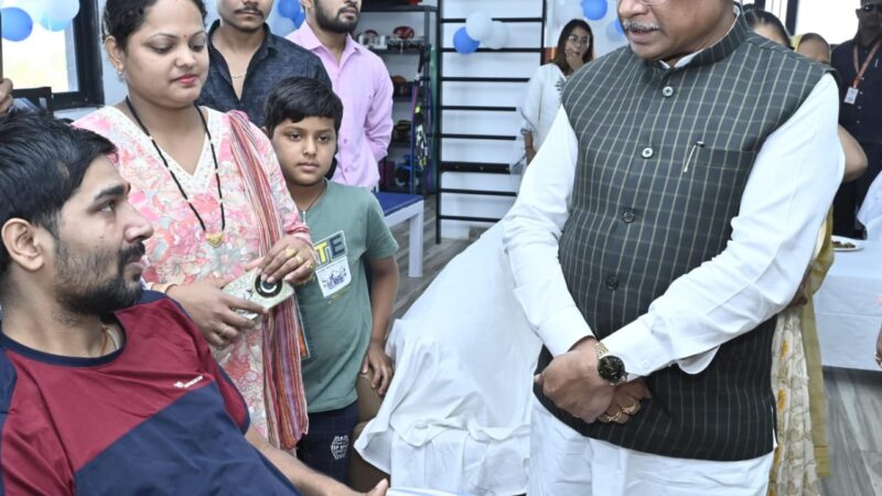 मुख्यमंत्री श्री विष्णु देव साय ने न्यूरो स्पाइन रिहैबिलिटेशन सेंटर का किया शुभारंभ