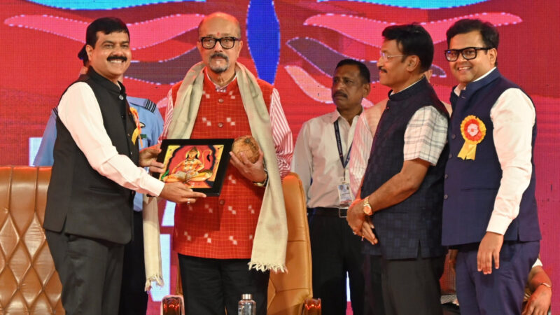  शिक्षा को केवल किताबों तक सीमित नहीं रखना चाहिए, इसे व्यवहारिक ज्ञान से जोड़े – श्री डेका