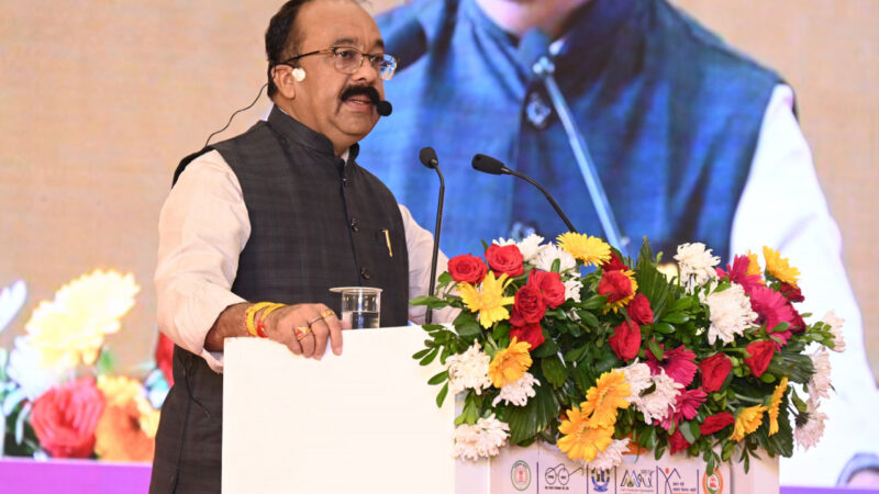 नगर सुराज संगम : उप मुख्यमंत्री श्री अरुण साव ने नगर पालिकाओं और नगर पंचायतों के अध्यक्षों को समझाया स्वच्छ, सुंदर और सुविधापूर्ण शहर का रोडमैप