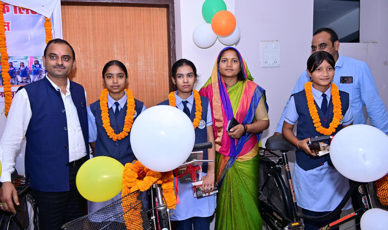 जीवनोपयोगी ज्ञान से ही मिलेगी सच्ची सफलता: मंत्री श्रीमती राजवाड़े