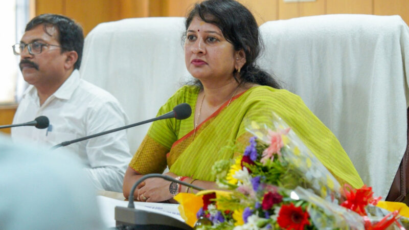 बाल संरक्षण आयोग की अध्यक्ष डॉ. वर्णिका शर्मा का बेमेतरा दौरा