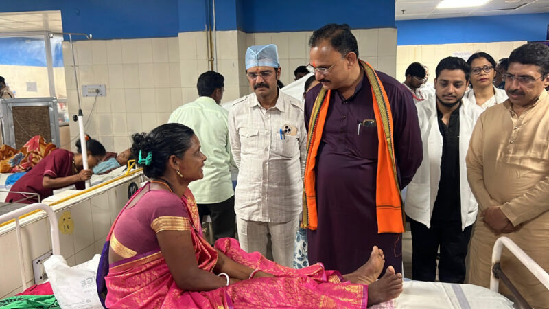 स्वास्थ्य मंत्री श्री श्याम बिहारी जायसवाल ने मेडिकल कॉलेज हॉस्पिटल सहित सुपर स्पेशियलिटी हॉस्पिटल एवं महारानी अस्पताल का किया निरीक्षण