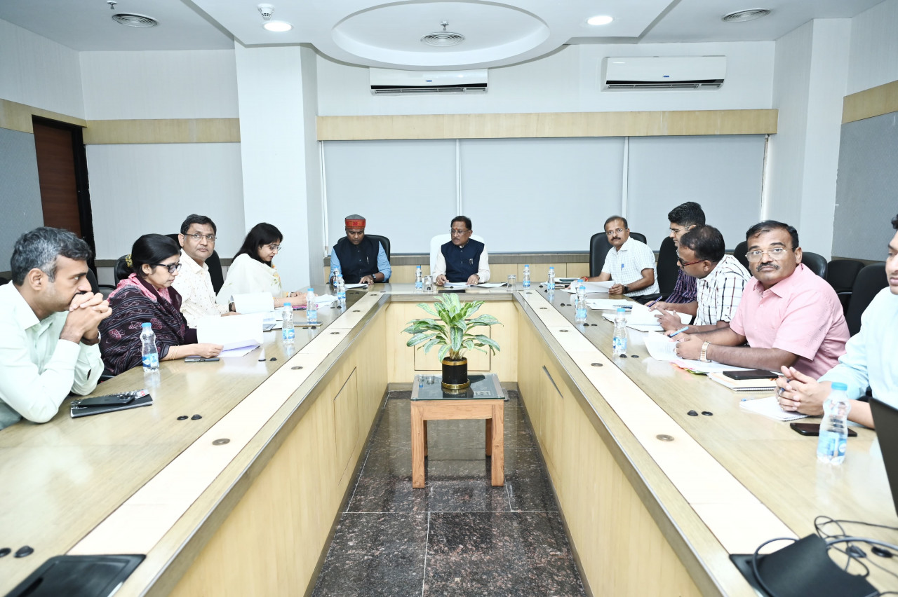  हिंसक वन्यप्राणियों द्वारा जनहानि, फसल हानि के प्रकरणों का संवेदनशीलता से करें निराकरण : मुख्यमंत्री श्री विष्णु देव साय