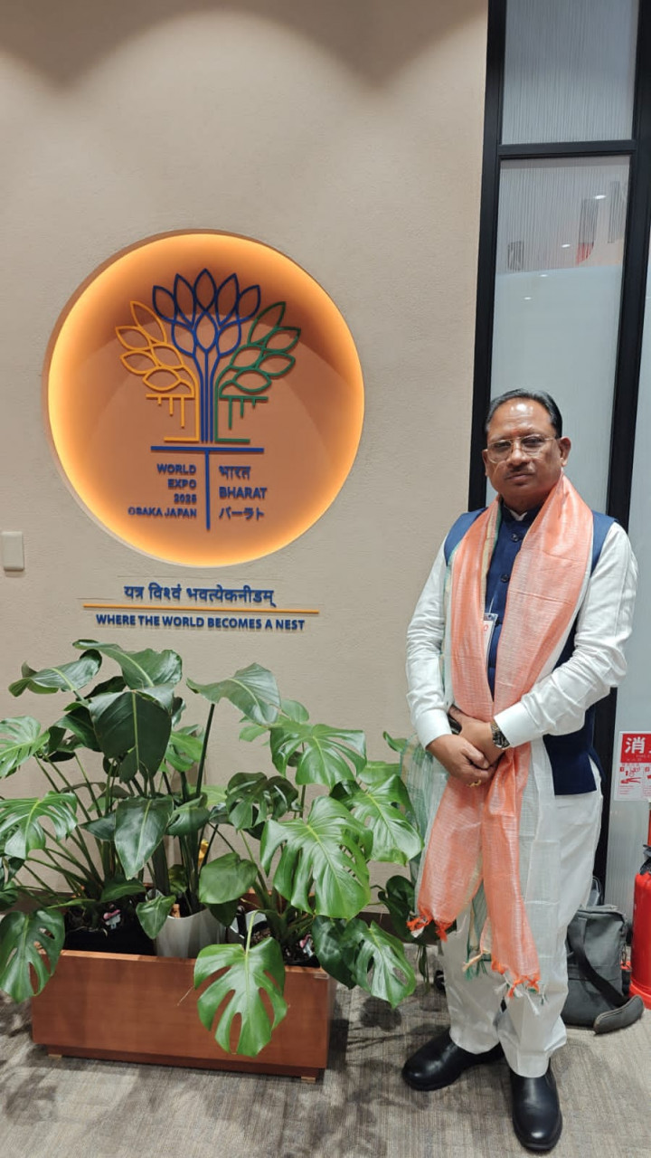 मुख्यमंत्री श्री विष्णु देव साय पहुँचे छत्तीसगढ़ पैवेलियन : वर्ल्ड एक्सपो 2025 में दिखी प्रदेश की संस्कृति और समृद्धि की अद्भुत झलक