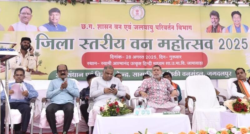 छत्तीसगढ़ देश का ऑक्सीजोन: वनमंत्री श्री केदार कश्यप 