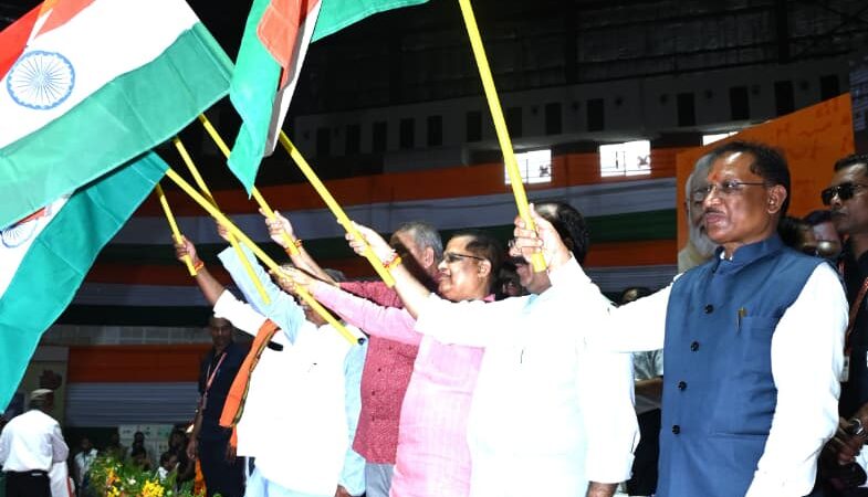 स्वच्छता में छत्तीसगढ़ को राष्ट्रीय स्तर पर प्रतिष्ठित करने में स्वच्छता दीदियों का अमूल्य योगदान : मुख्यमंत्री श्री विष्णुदेव साय