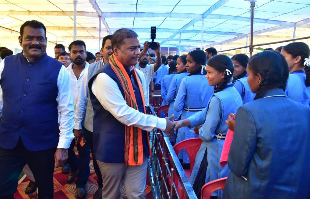 वनमंत्री श्री कश्यप ‘मेरा लक्ष्य मेरा अभियान’ कार्यक्रम में हुए शामिल