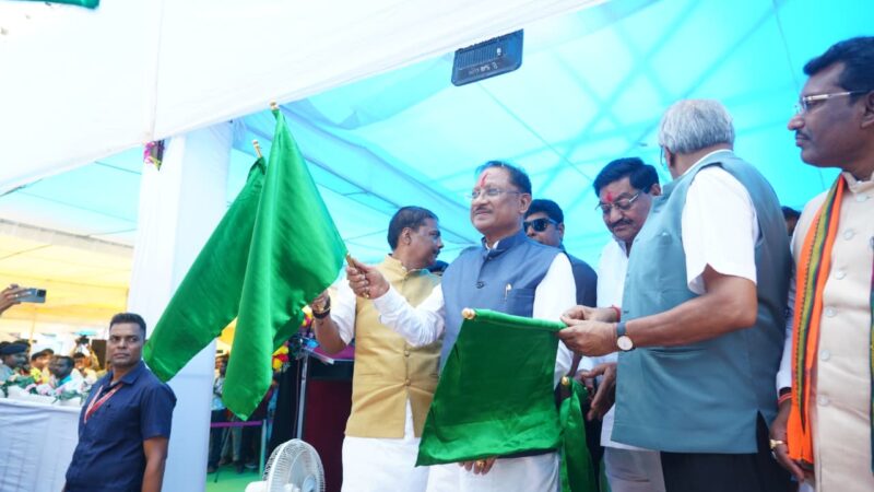  रेलवे इंफ्रास्ट्रक्चर में तेजी से हो रहा निवेश आने वाली पीढ़ियों के लिए नया भविष्य गढ़ेगा : मुख्यमंत्री श्री साय