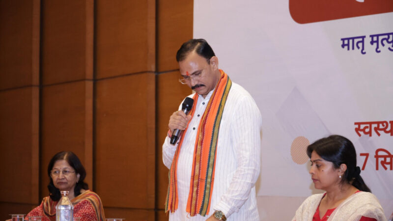 मां से ही संपूर्ण सृष्टि का आधार, प्रसव के दौरान माताओं की मौत सभी के लिए दुख की बात : श्री श्याम बिहारी जायसवाल