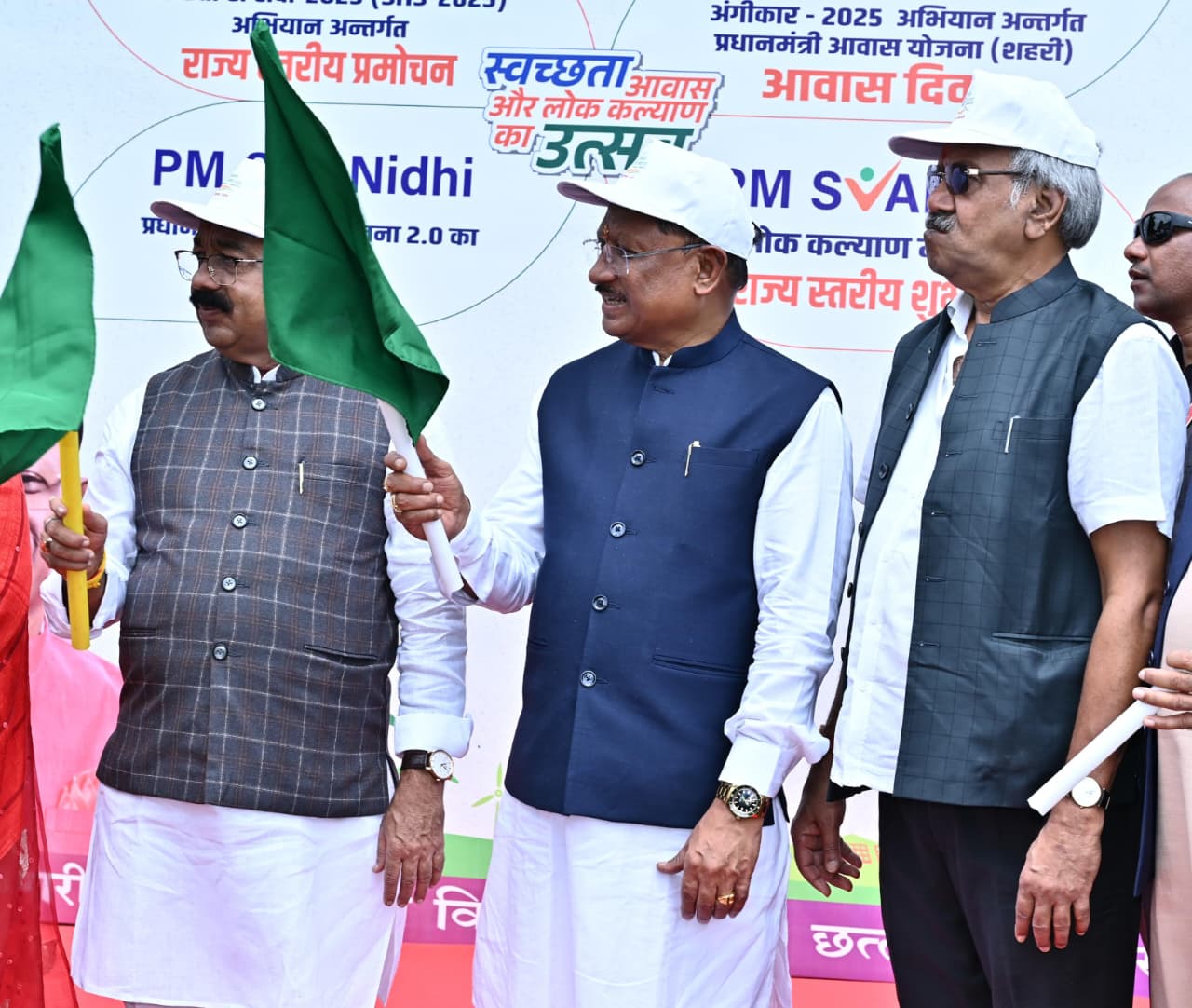 मुख्यमंत्री श्री विष्णुदेव साय ने प्रधानमंत्री श्री नरेंद्र मोदी के जन्मदिवस पर ‘स्वच्छता ही सेवा पखवाड़ा 2025’ का किया शुभारंभ