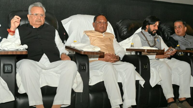 बलिदानी राजा गुरु बालकदास फिल्म साहस और शौर्य की अनुपम गाथा : मुख्यमंत्री श्री साय